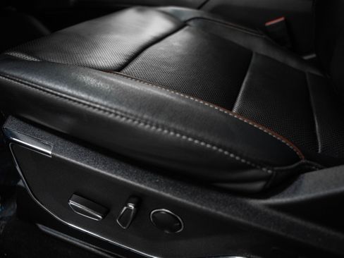 Certified 2023 Ford F150 Lariat w/ Equipment Group 502A High image 44