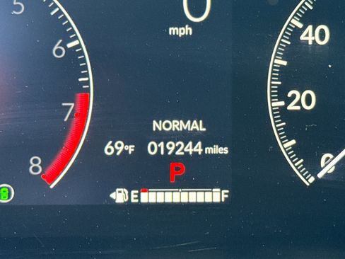 Certified 2024 Honda HR-V Sport image 33