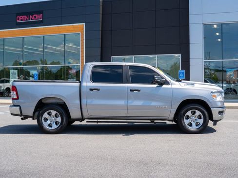 Used 2023 RAM 1500 Big Horn AWD/4WD image 9