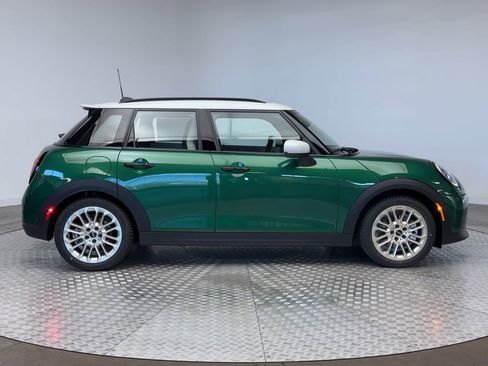 New 2026 MINI Cooper S image 9