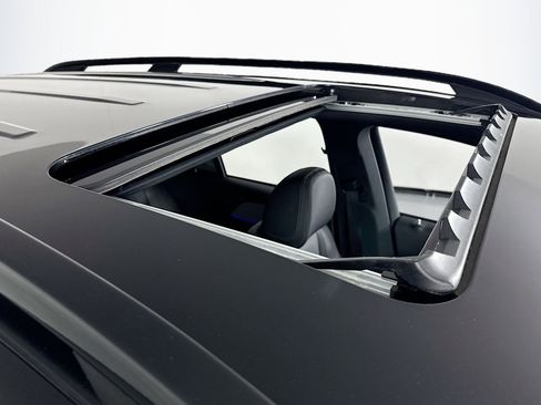 Used 2024 Mercedes-Benz GLE 350 4MATIC image 22