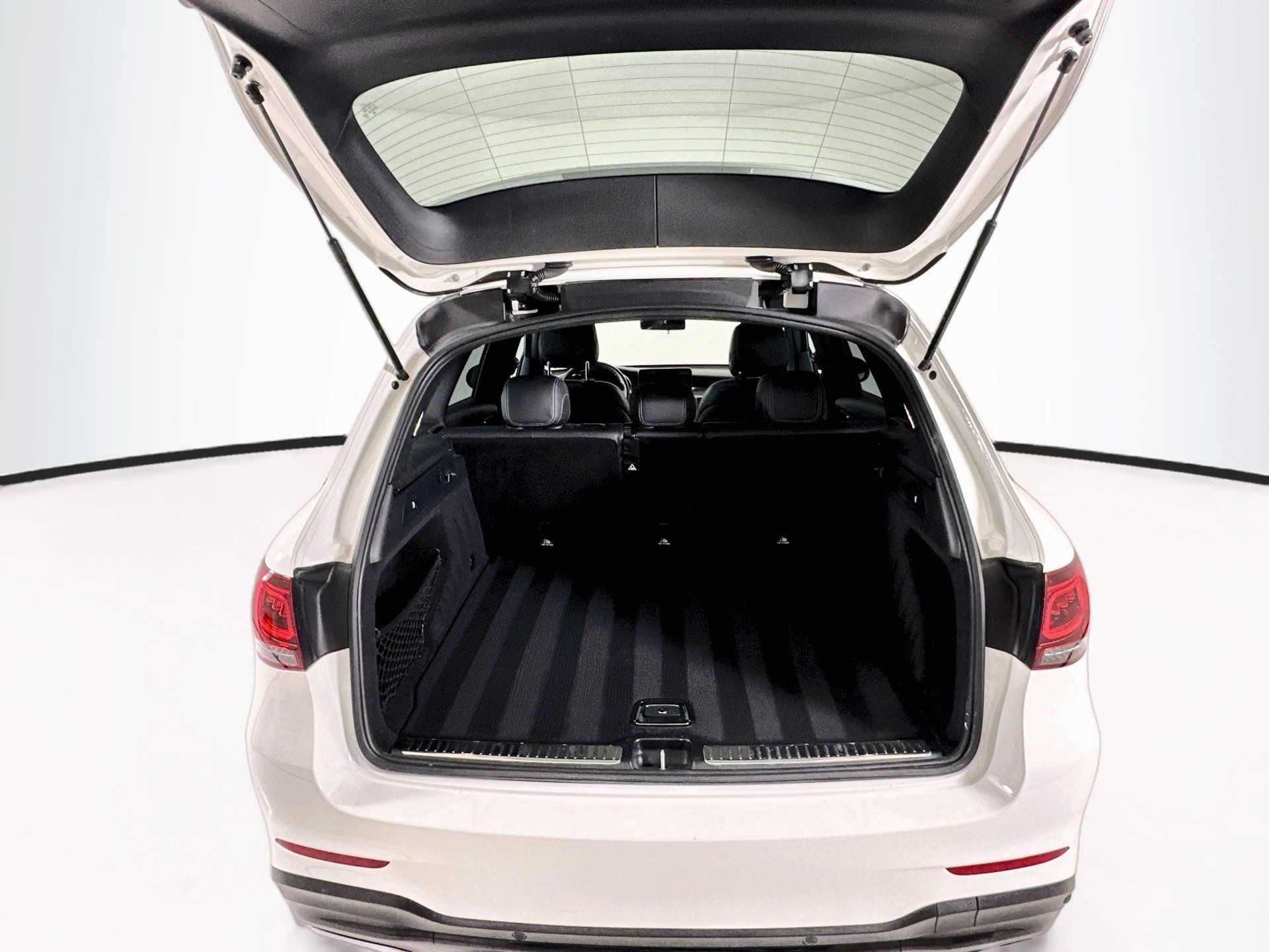 Used 2022 Mercedes-Benz GLC 300 image 29