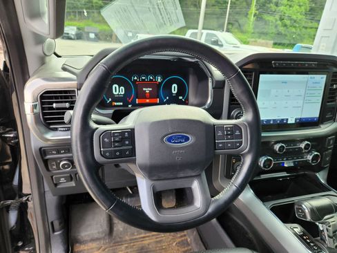 Used 2021 Ford F150 Lariat w/ Equipment Group 502A High AWD/4WD image 12