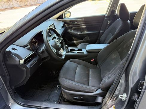 Used 2020 Nissan Altima 2.5 S FWD image 10