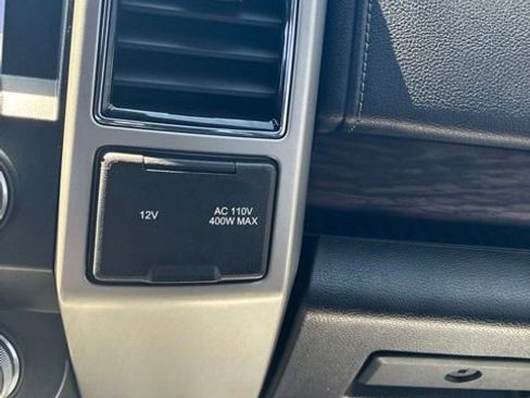 Used 2019 Ford F150 Lariat w/ Equipment Group 502A Luxury AWD/4WD image 21