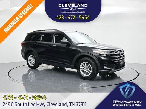 New 2026 Ford Explorer Active AWD/4WD image 1