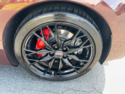 Used 2023 Chevrolet Corvette Stingray Coupe w/ Z51 Performance Package image 10