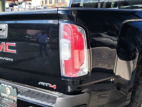 Used 2021 GMC Canyon AT4 w/ Driver Alert Package AWD/4WD image 13