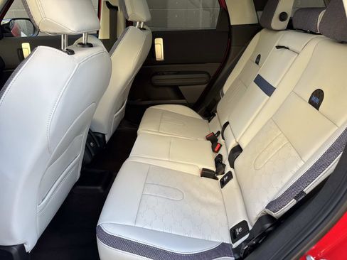 Used 2025 MINI Cooper Countryman S image 11