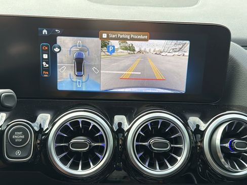 Certified 2025 Mercedes-Benz GLA 35 AMG 4MATIC image 27
