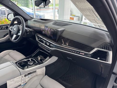 New 2026 BMW X5 xDrive40i w/ M Sport Package AWD/4WD image 56