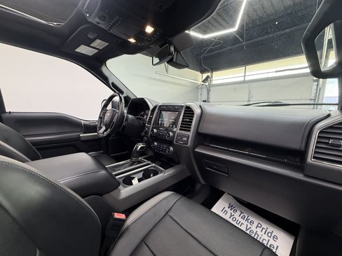 Used 2018 Ford F150 Raptor w/ Equipment Group 802A Luxury AWD/4WD image 22
