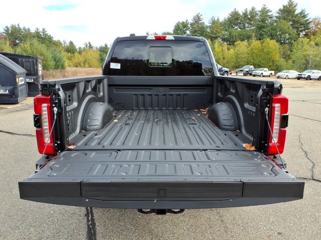 New 2027 Ford F250 Lariat w/ Black Appearance Package AWD/4WD image 8
