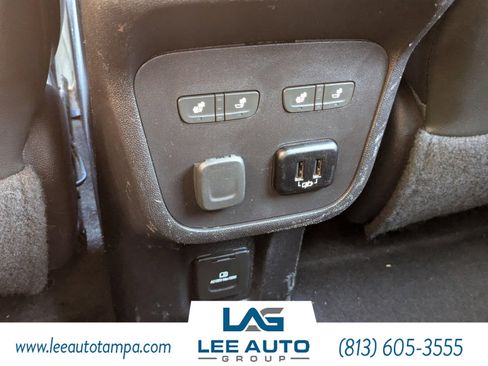 Used 2018 Chevrolet Equinox Premier image 15