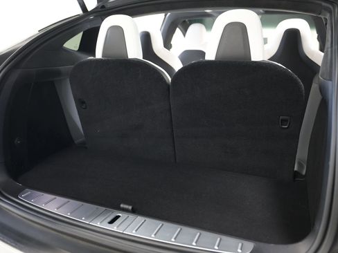 Used 2020 Tesla Model X Performance image 49