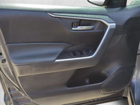 Used 2025 Toyota RAV4 XLE w/ Convenience Package FWD image 10