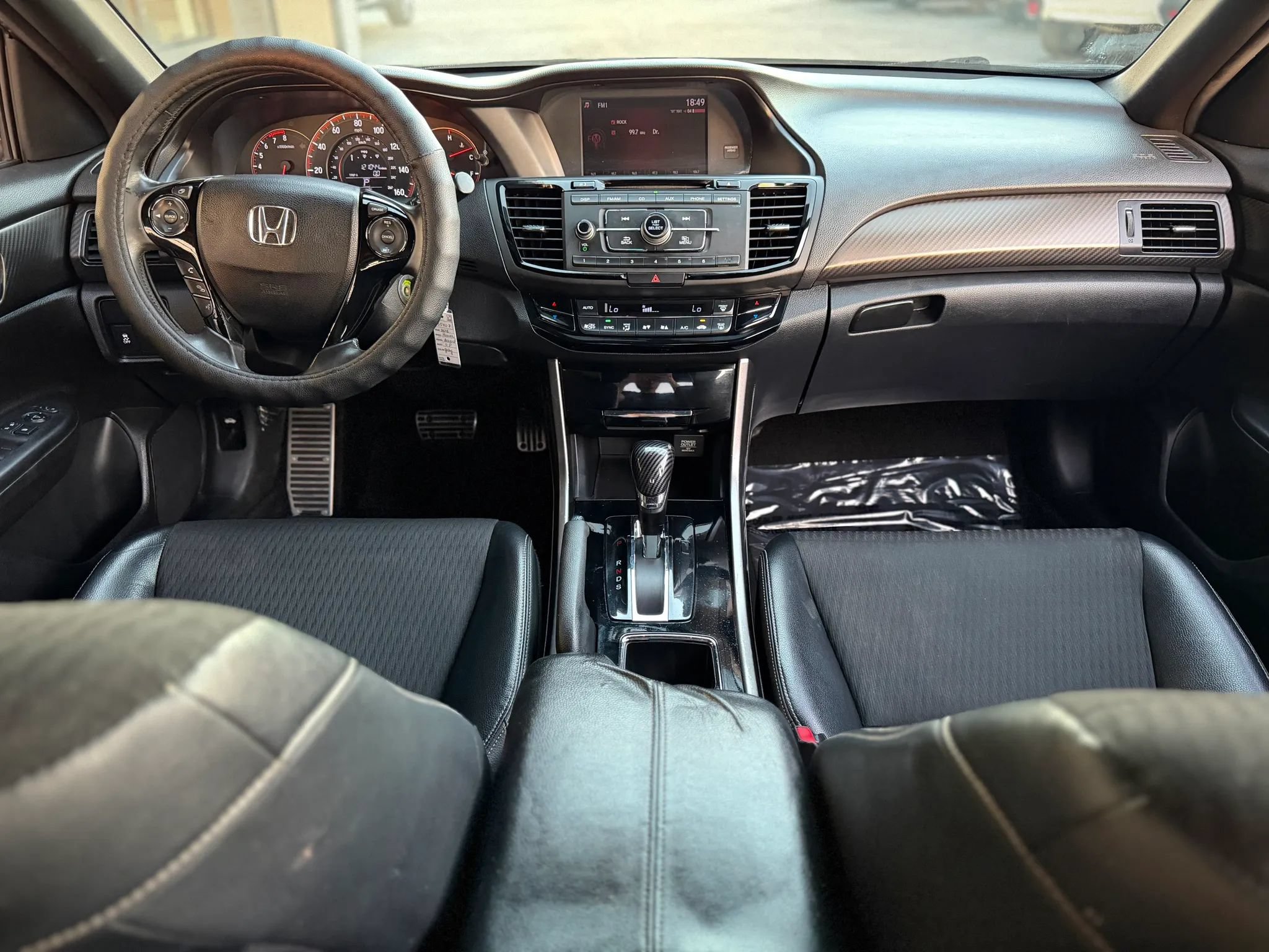 Used 2016 Honda Accord Sport image 8