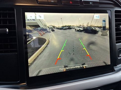 Certified 2022 Ford F150 XLT w/ Equipment Group 302A High image 18