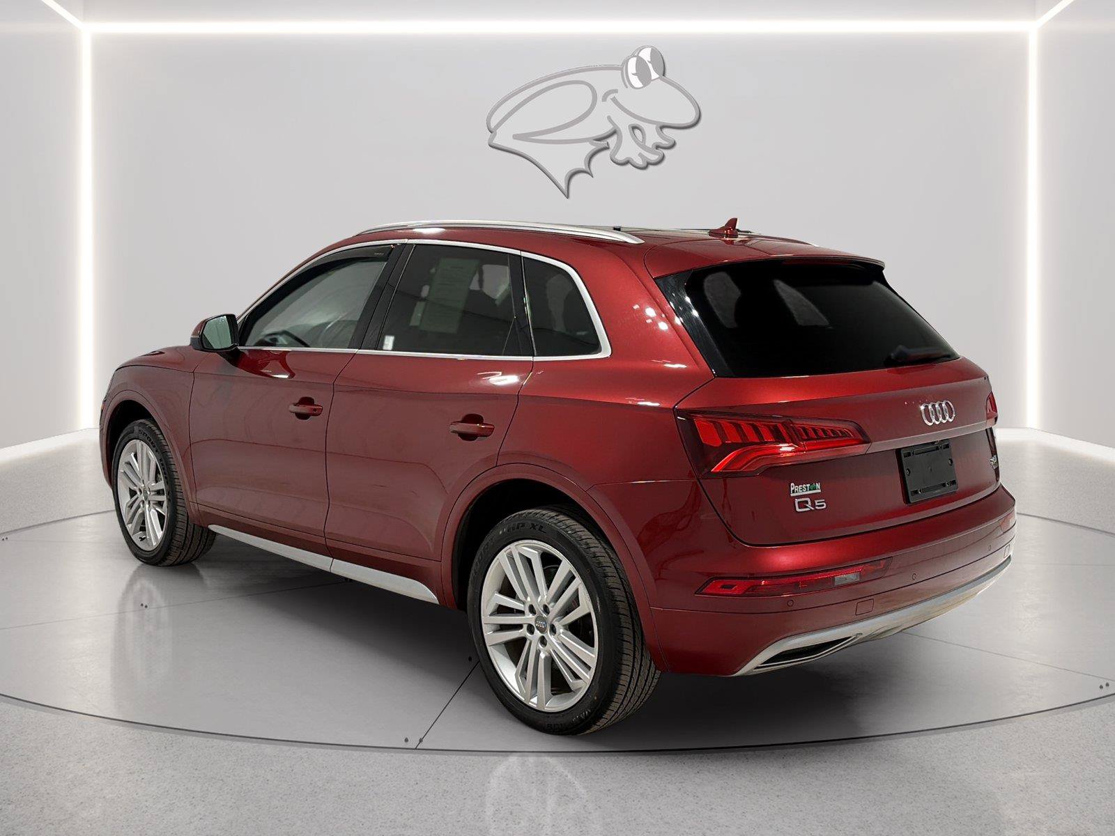 Used 2018 Audi Q5 2.0T Premium Plus w/ Premium Plus Package AWD/4WD image 3