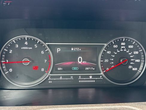 Used 2023 Kia Sorento S AWD/4WD image 10