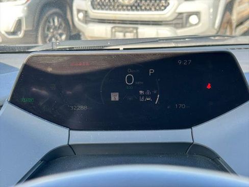 Certified 2023 Toyota Prius LE AWD/4WD image 30