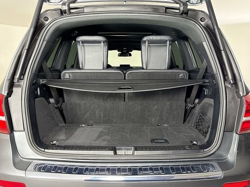 Used 2019 Mercedes-Benz GLS 450 4MATIC image 26
