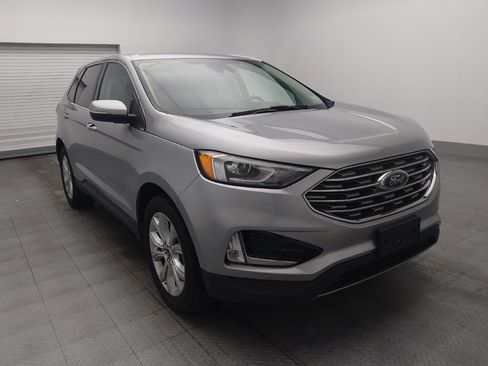 Used 2021 Ford Edge Titanium AWD/4WD image 13