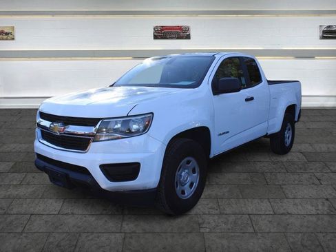Used 2018 Chevrolet Colorado W/T RWD image 3
