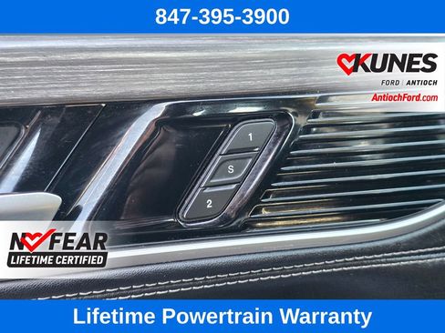 Used 2024 Jeep Wagoneer L Series II w/ Flexible Seating Group image 51