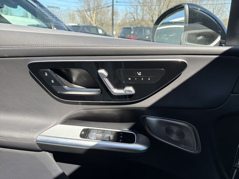 Used 2026 Mercedes-Benz GLC 300 4MATIC image 52