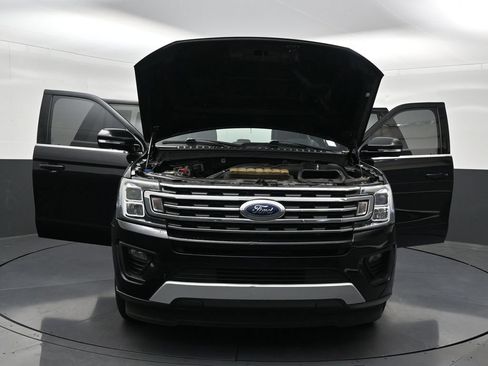 Used 2020 Ford Expedition XLT w/ Equipment Group 201A RWD image 36