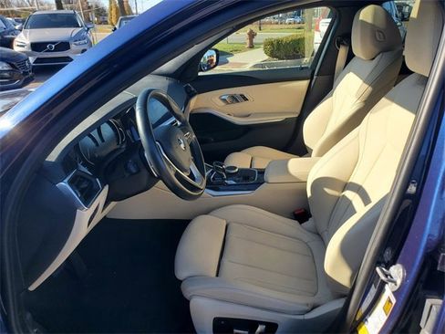 Used 2020 BMW 330i xDrive Sedan w/ Driving Assistance Package image 13