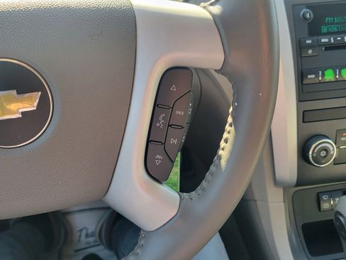 Used 2012 Chevrolet Traverse LS FWD image 24
