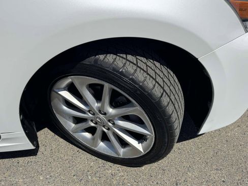 Used 2013 Lexus CT 200h w/ Premium Pkg w/Navigation image 39