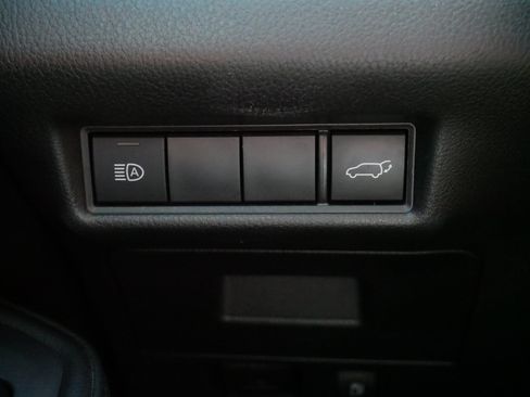 Used 2025 Toyota Grand Highlander AWD image 27