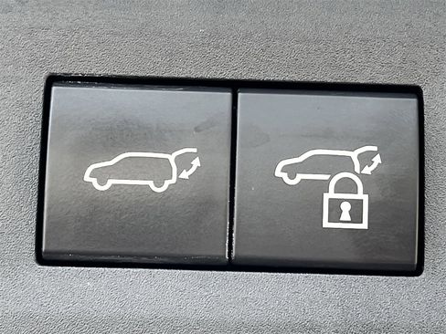 Used 2023 Lexus NX 450h+ F Sport image 29