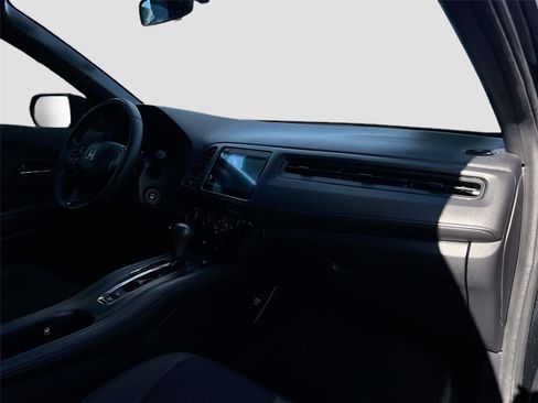 Certified 2019 Honda HR-V Sport image 30