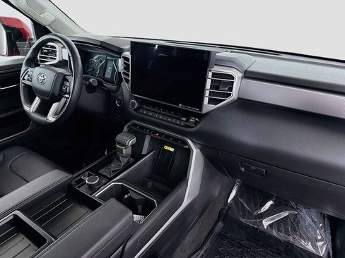 Used 2022 Toyota Tundra Limited AWD/4WD image 23