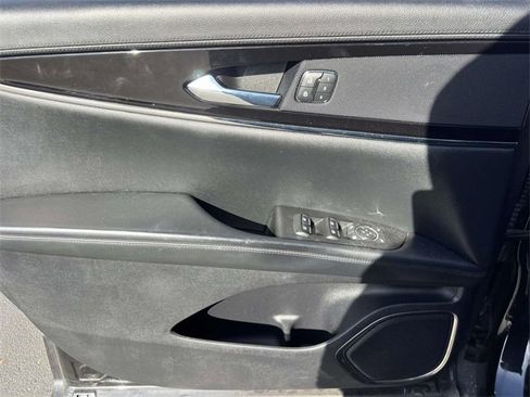 Certified 2022 Lincoln Nautilus Reserve image 16