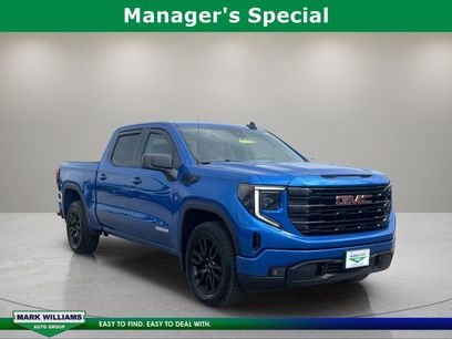 Used 2023 GMC Sierra 1500 Elevation