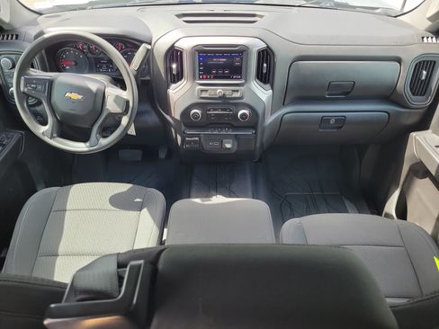Used 2022 Chevrolet Silverado 2500 Custom w/ Custom Value Package AWD/4WD image 14