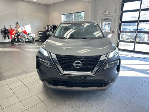 Used 2023 Nissan Rogue SV w/ SV Premium Package image 15