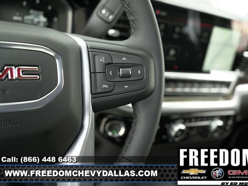 New 2025 GMC Sierra 1500 Elevation image 26