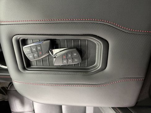 Used 2022 Chevrolet Tahoe RST w/ Sport Performance Package image 45