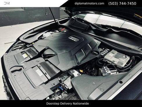 Used 2021 Audi Q8 Prestige AWD/4WD image 46