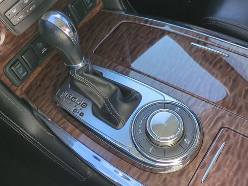 Used 2019 Nissan Armada SL w/ Premium Package image 23