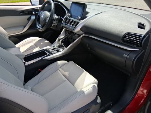 Used 2025 Mitsubishi Eclipse Cross AWD image 16