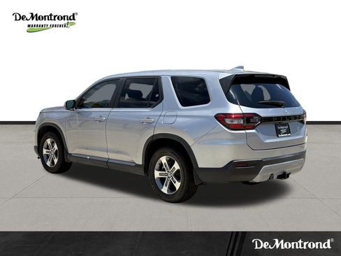 Used 2023 Honda Pilot EX-L image 7