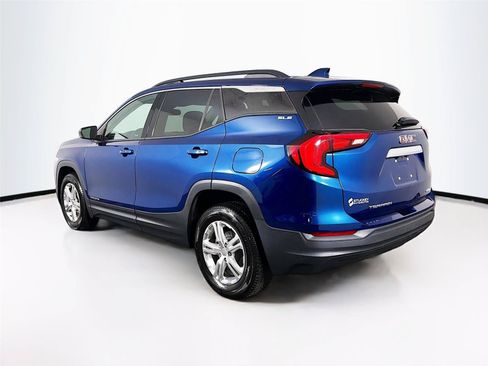 Used 2020 GMC Terrain SLE w/ Driver Convenience Package AWD/4WD image 5