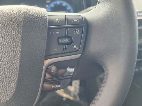 Used 2025 Toyota Camry XSE image 19